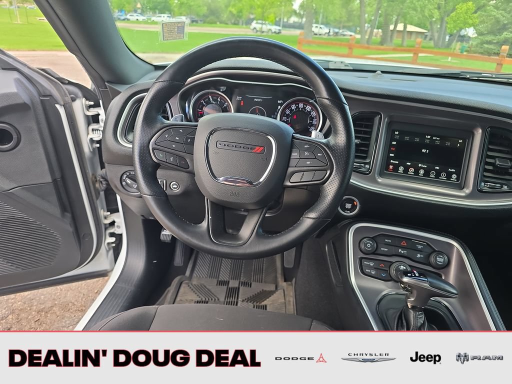 Used 2022 Dodge Challenger R/T RWD image 13