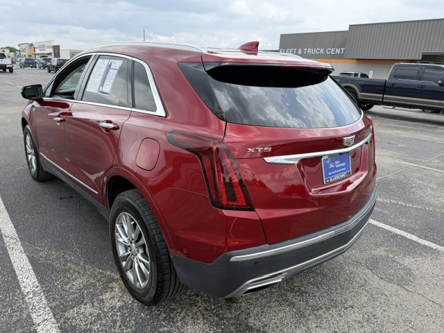 Used 2023 Cadillac XT5 Premium Luxury w/ Technology Package FWD image 6