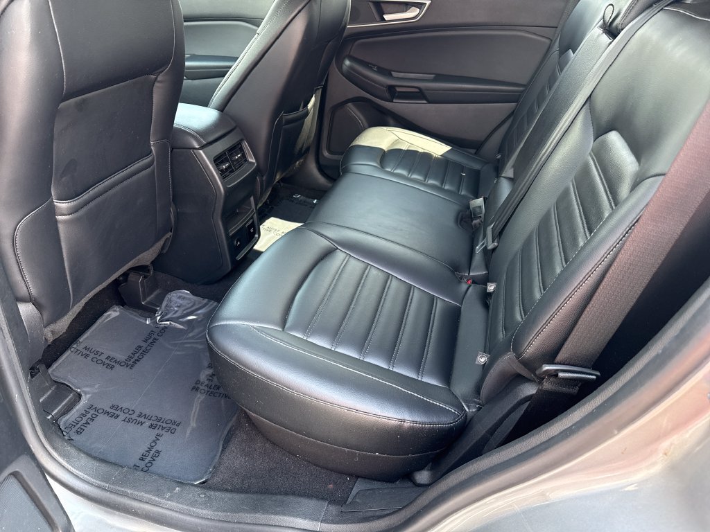 Used 2024 Ford Edge SEL w/ Convenience Package AWD/4WD image 16