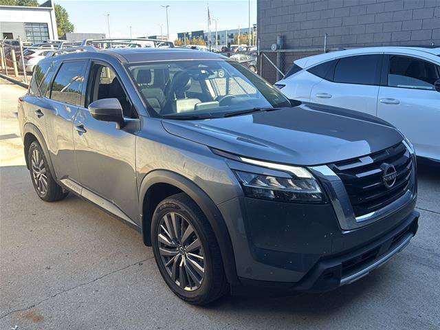 Certified 2024 Nissan Pathfinder SL w/ SL Premium Package FWD image 1