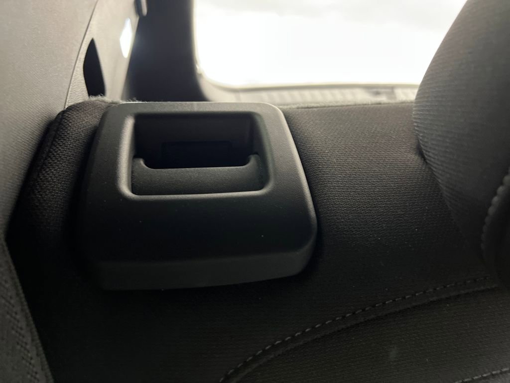 Used 2025 Chevrolet Equinox LT image 18