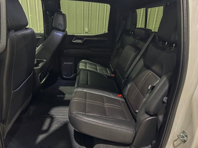 Used 2022 Chevrolet Silverado 1500 High Country image 17