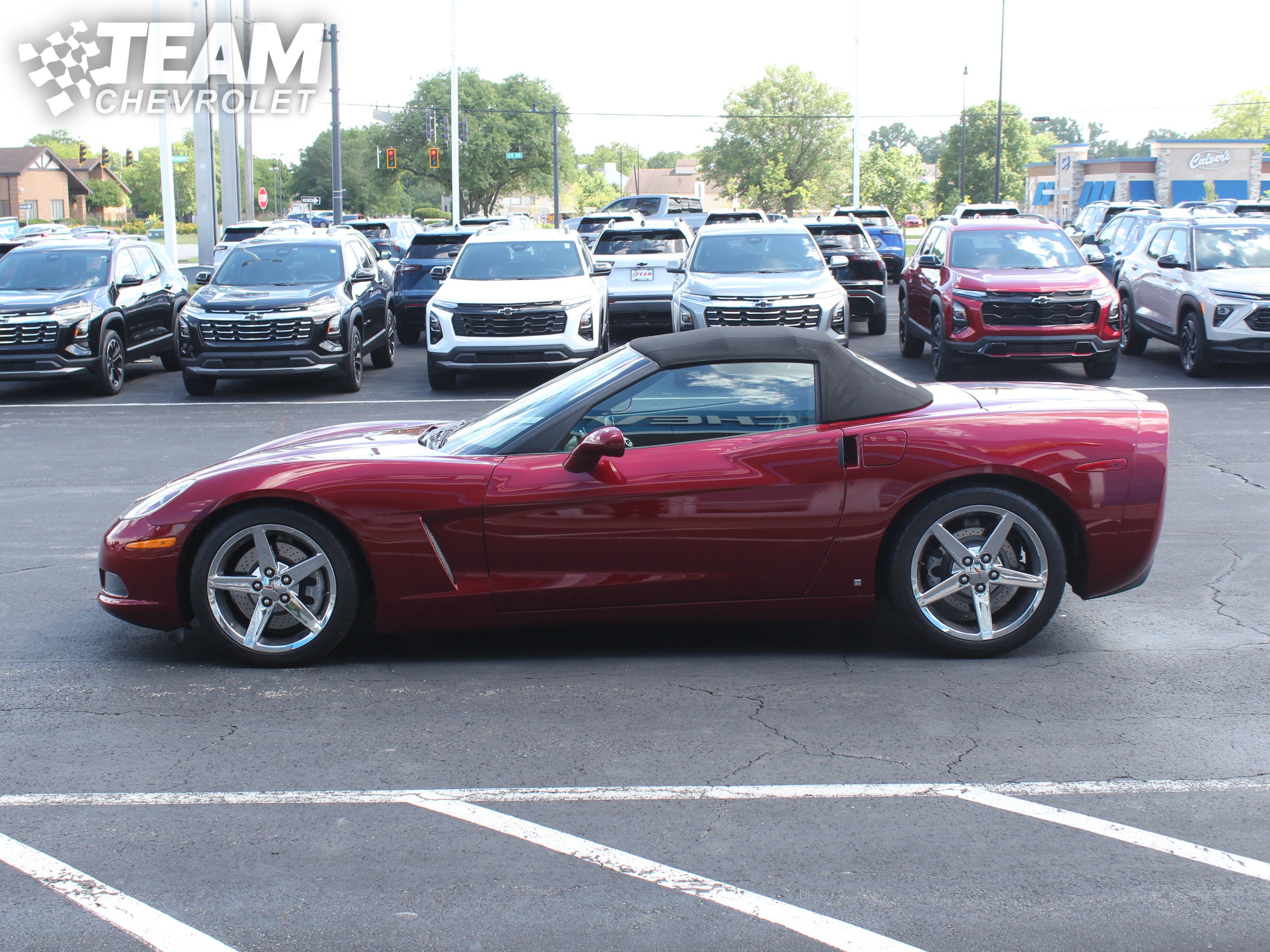 Used 2007 Chevrolet Corvette Convertible w/ Preferred Equipment Group RWD image 7