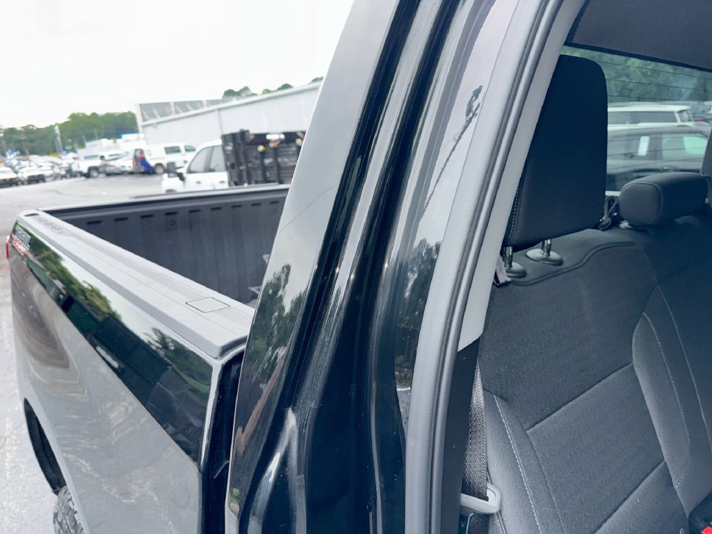Used 2025 Chevrolet Silverado 1500 LT Trail Boss w/ LPO, Dark Essentials Package AWD/4WD image 30