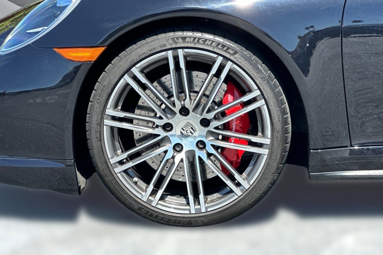 Used 2016 Porsche 911 Turbo image 11