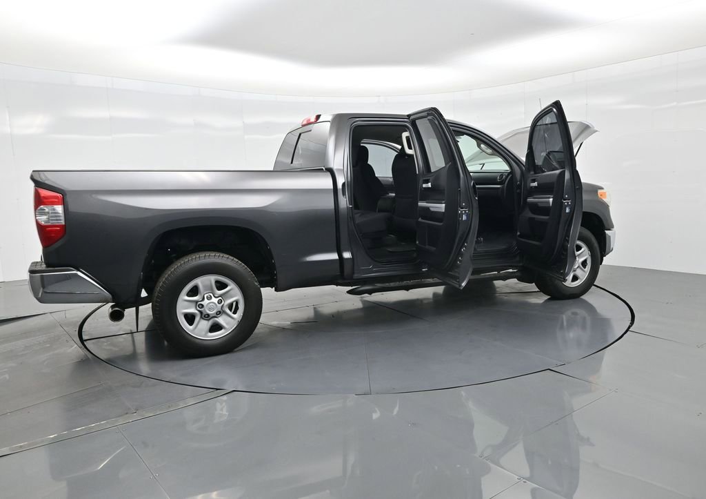 Used 2017 Toyota Tundra SR5 image 32