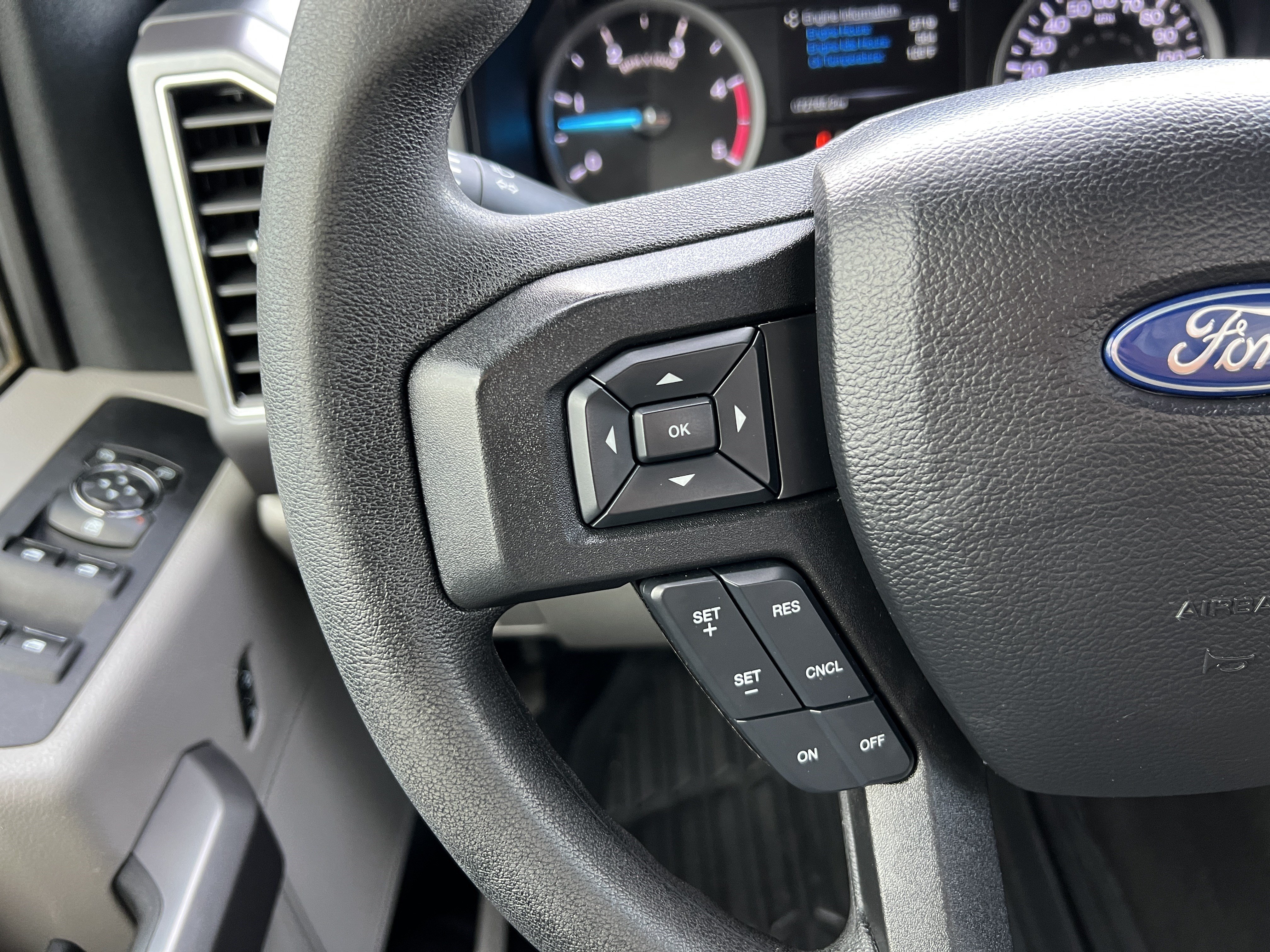 Used 2019 Ford F350 XLT w/ XLT Value Package AWD/4WD image 25