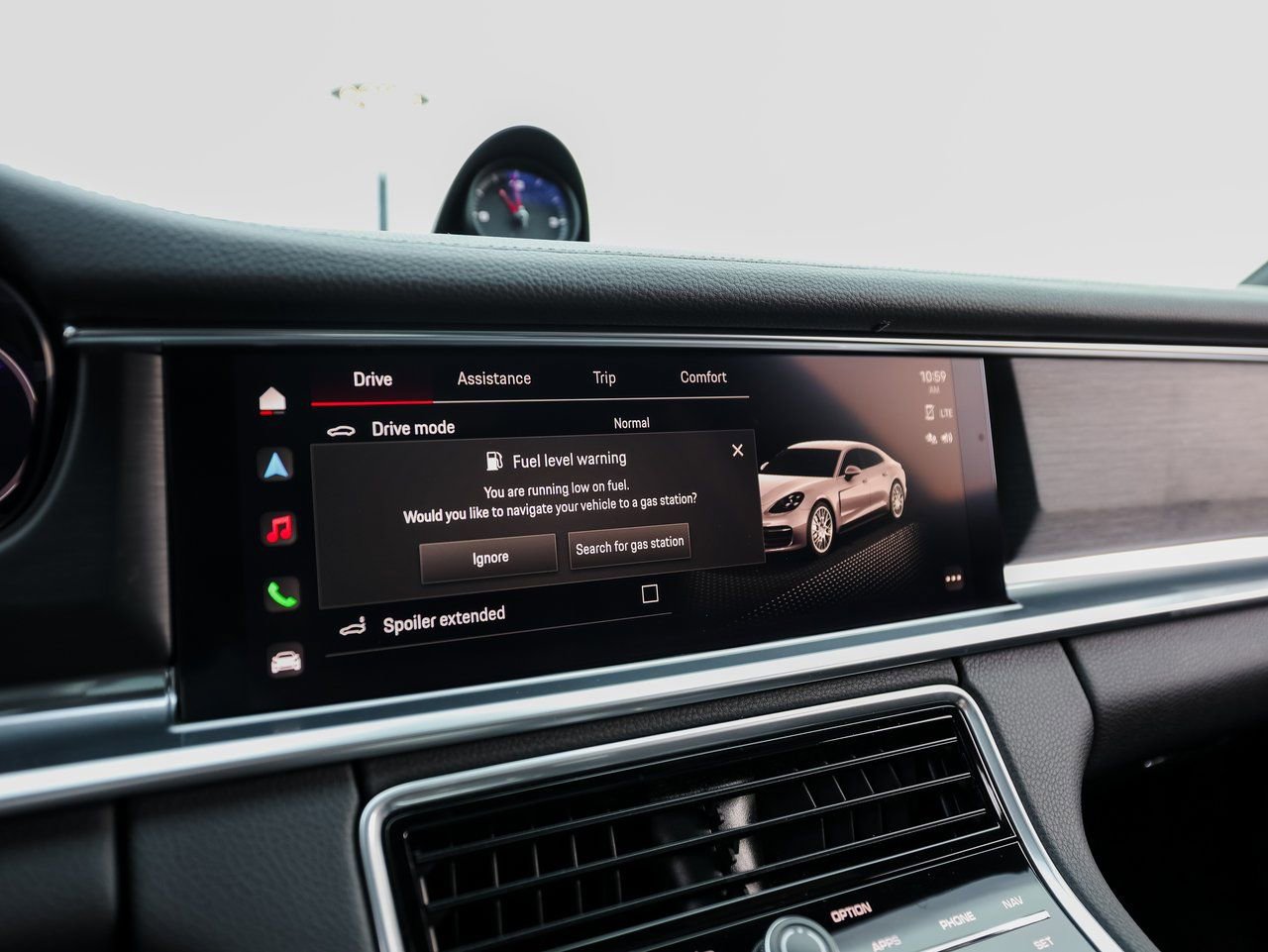 Certified 2023 Porsche Panamera Platinum Edition RWD image 18