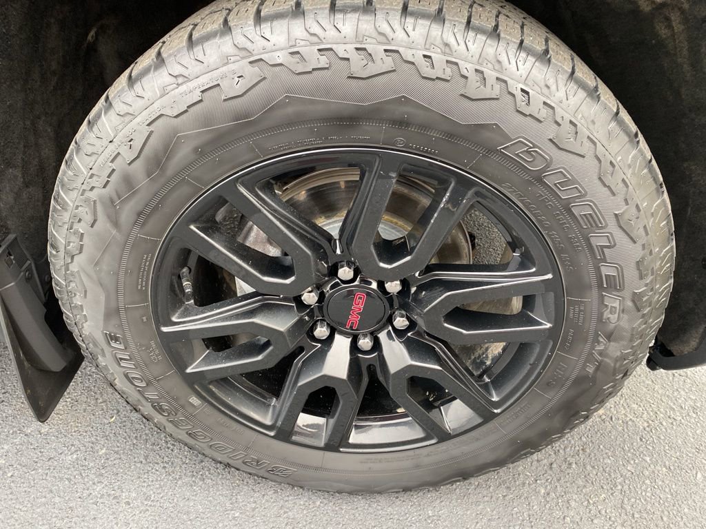 Used 2024 GMC Sierra 1500 Elevation image 10