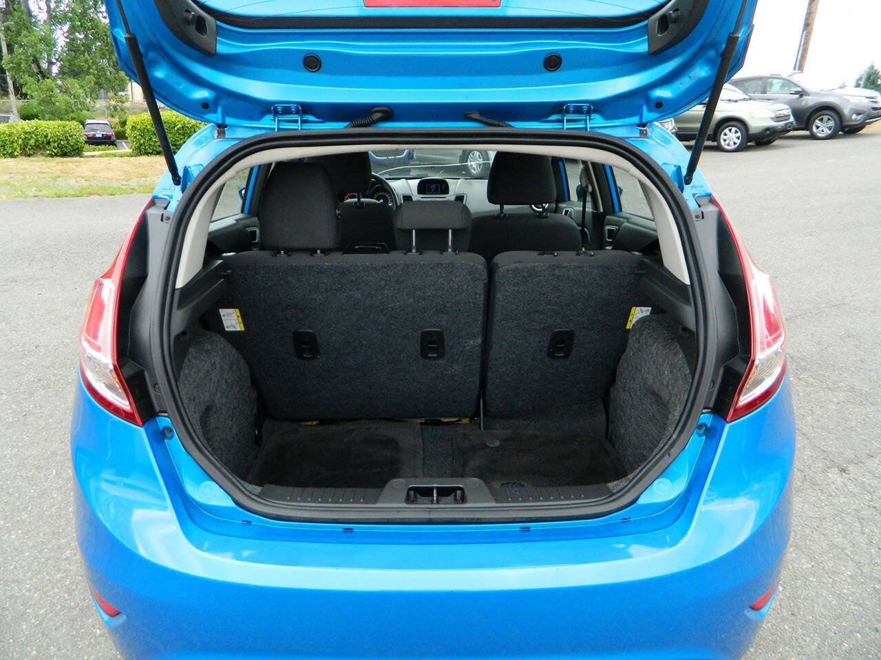 Used 2014 Ford Fiesta SE FWD image 10