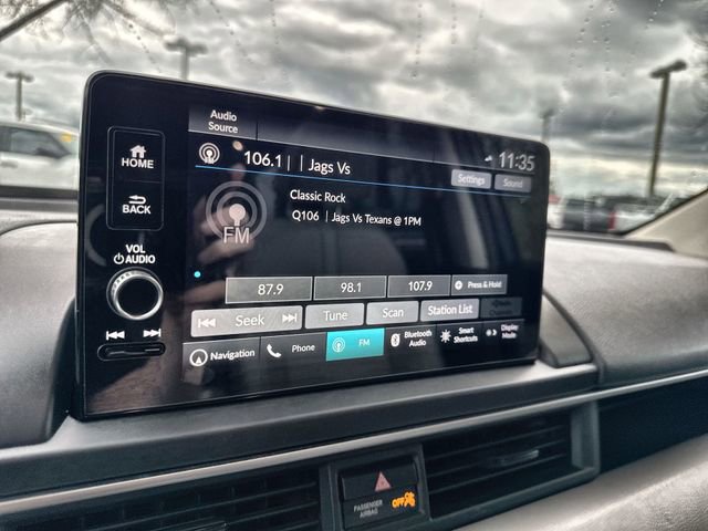 Used 2023 Honda Pilot Elite image 25