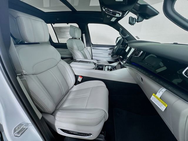 New 2026 Jeep Grand Wagoneer Summit image 33
