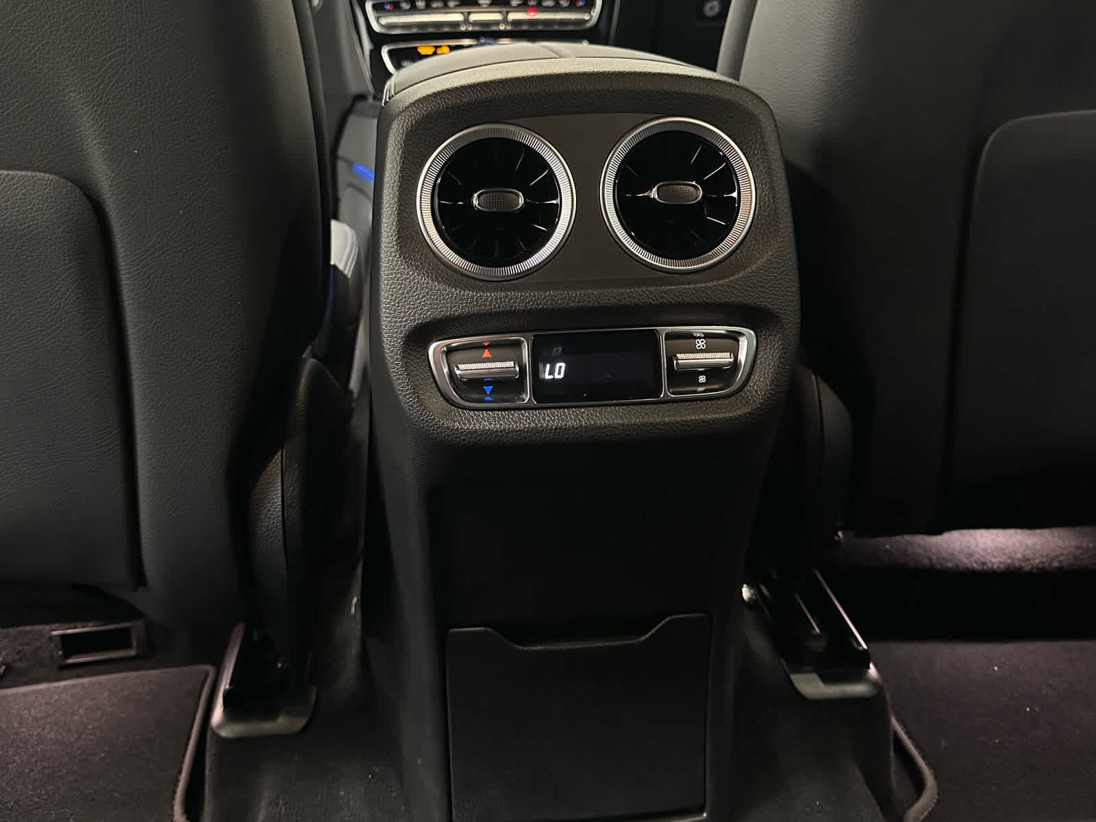Used 2024 Mercedes-Benz G 550 w/ Night Package image 41