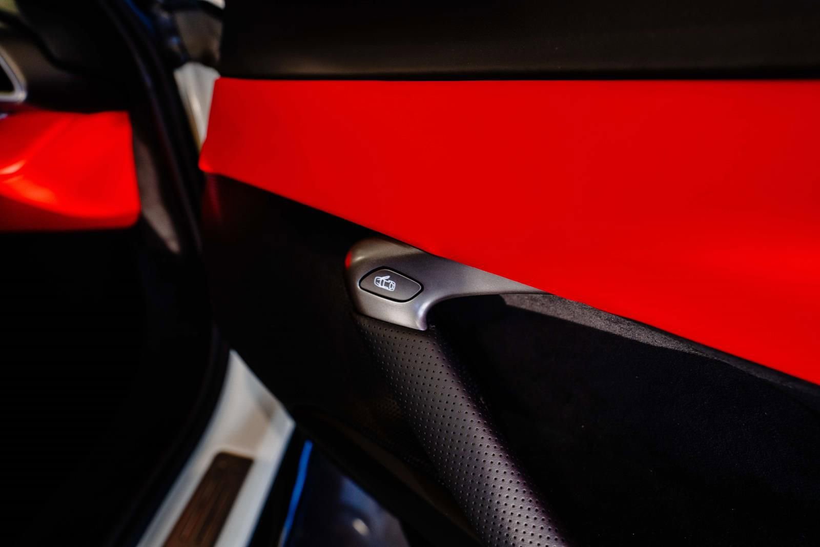 Used 2025 Ferrari 296 GTS image 15