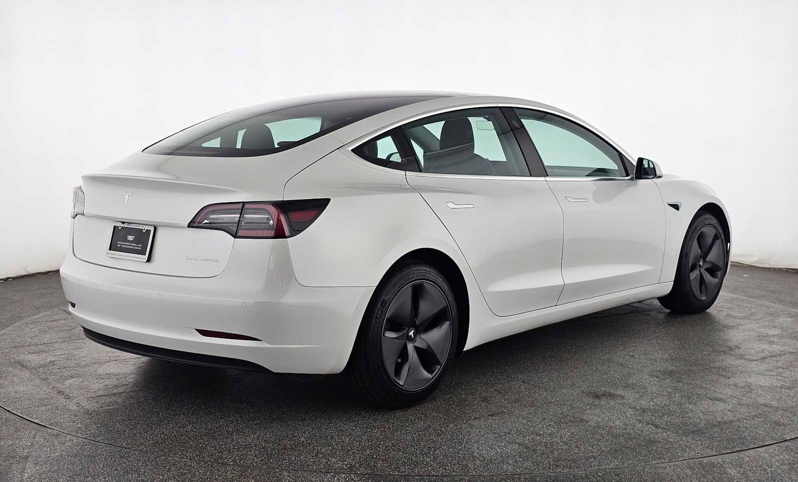 Used 2020 Tesla Model 3 Long Range image 3