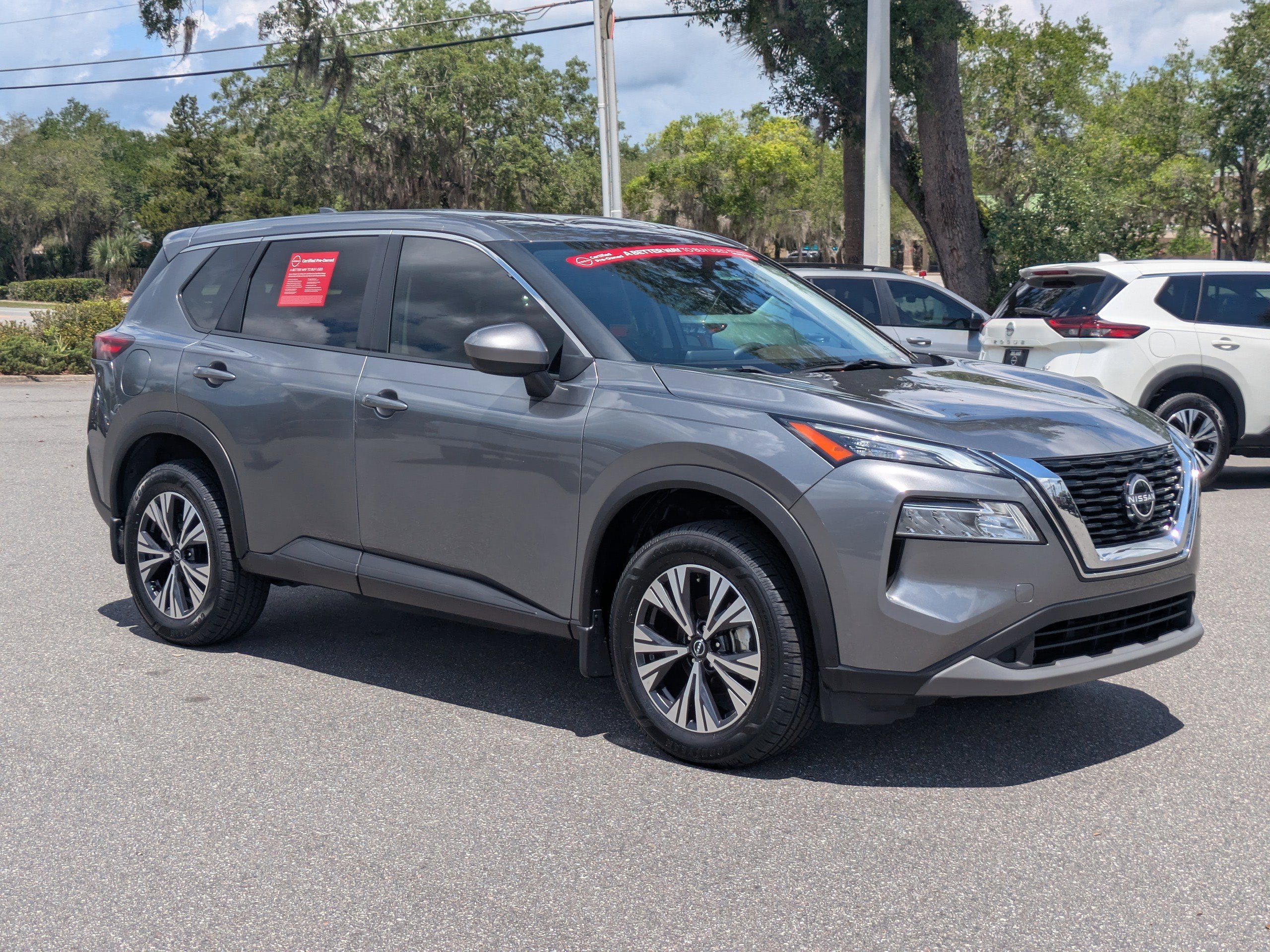 Certified 2023 Nissan Rogue SV FWD image 2