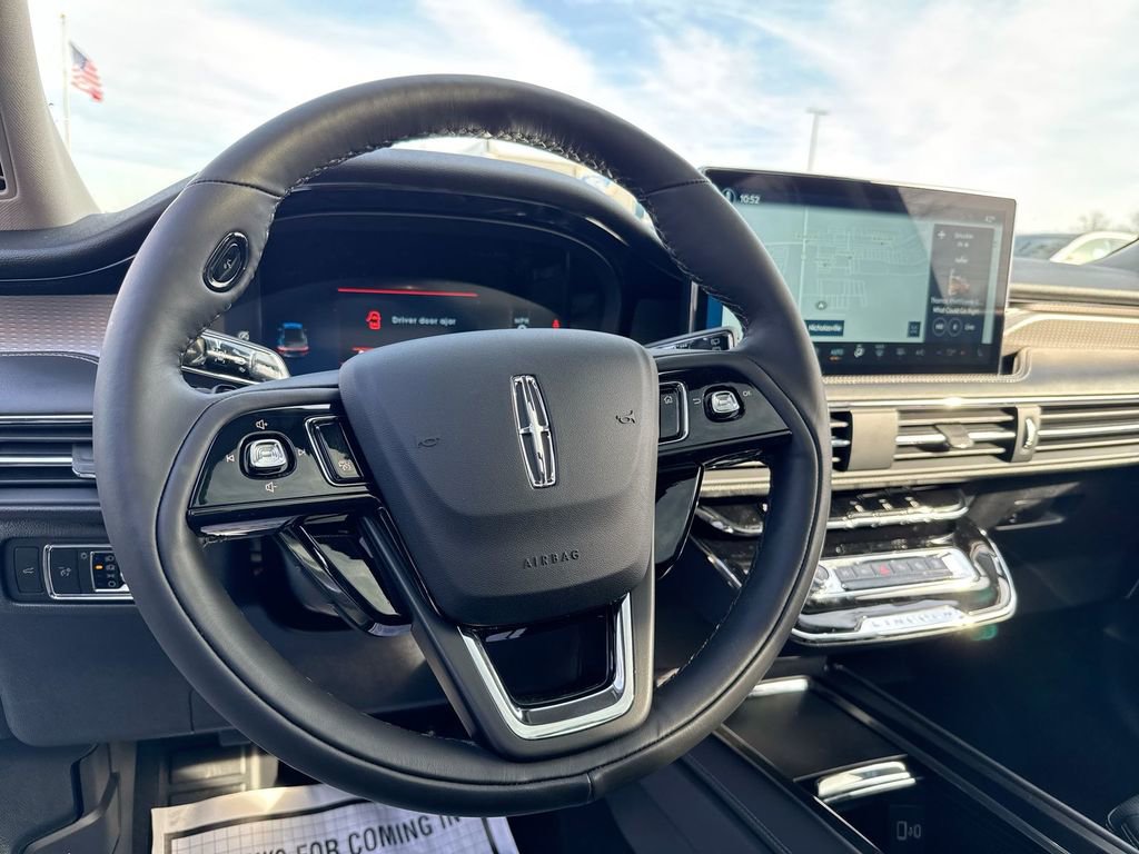 New 2026 Lincoln Corsair Reserve w/ Jet Appearance Package image 21
