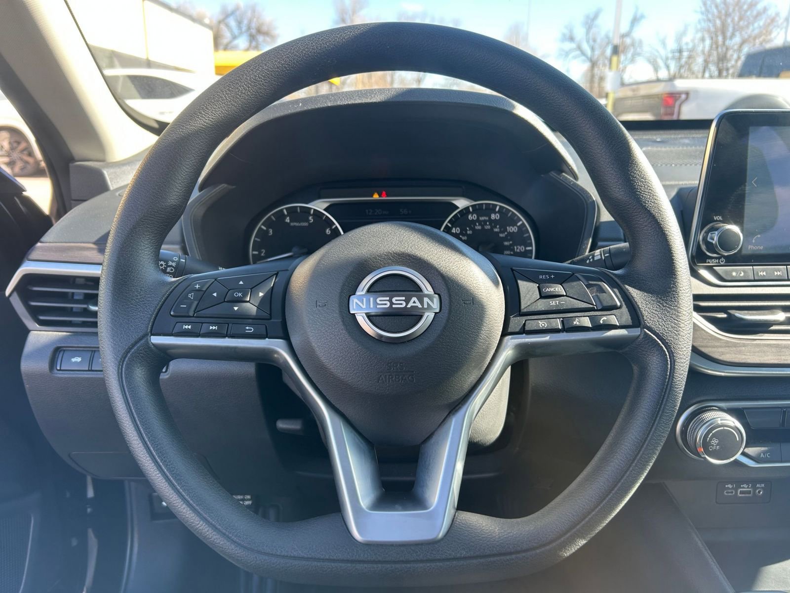 Used 2025 Nissan Altima 2.5 SV image 27
