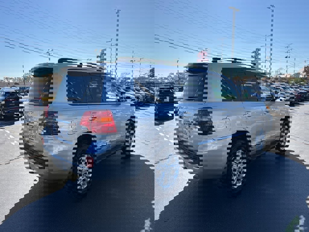 Used 2015 Toyota Land Cruiser image 20