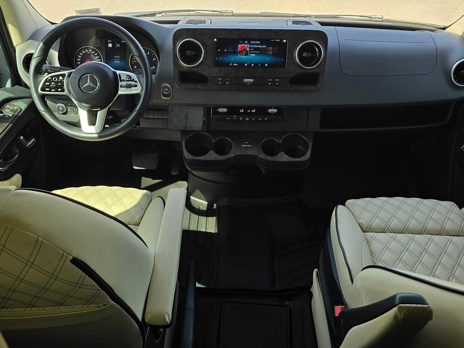 Used 2019 Mercedes-Benz Sprinter 170 image 34