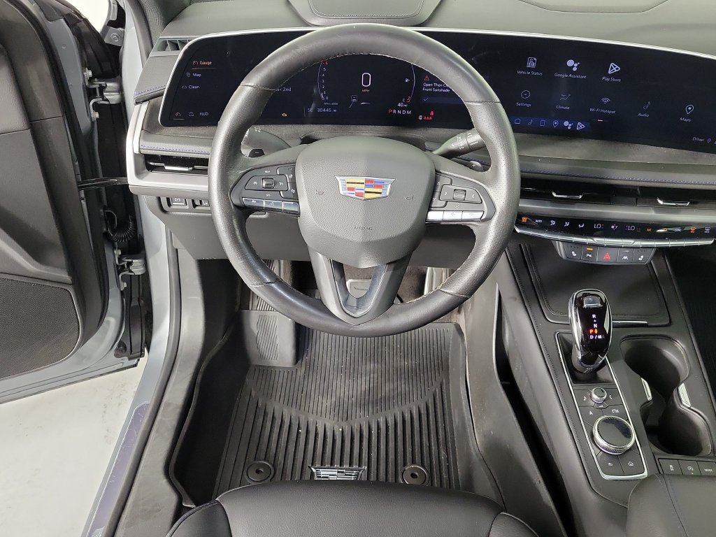 Used 2024 Cadillac XT4 Sport w/ Technology Package FWD image 17
