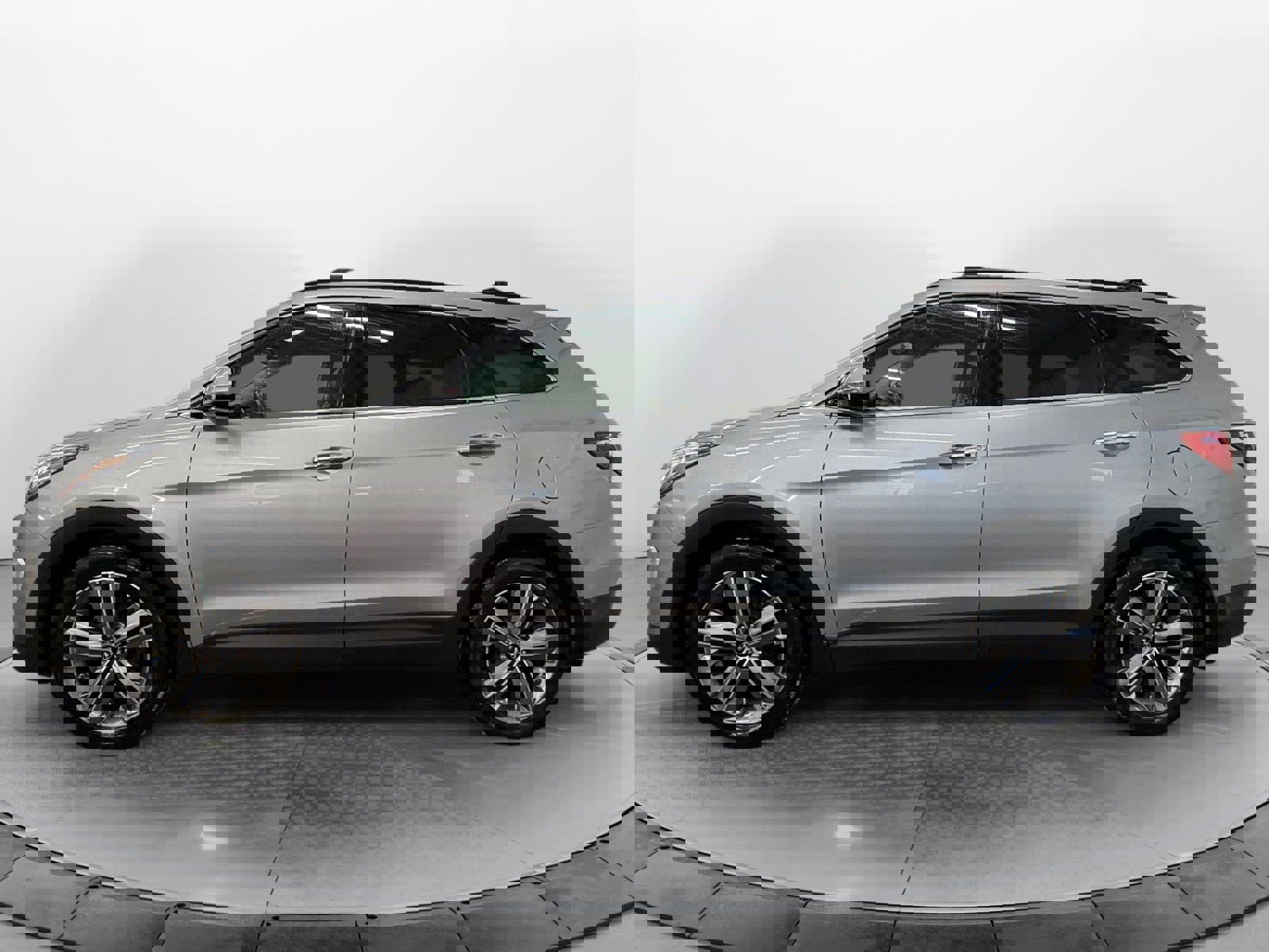 Used 2014 Hyundai Santa Fe GLS w/ Premium Package 05 image 3