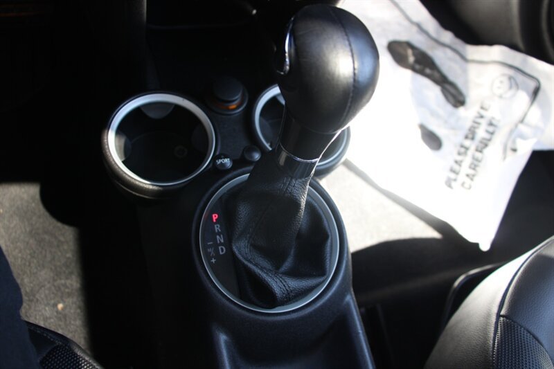 Used 2011 MINI Cooper Hardtop FWD image 8