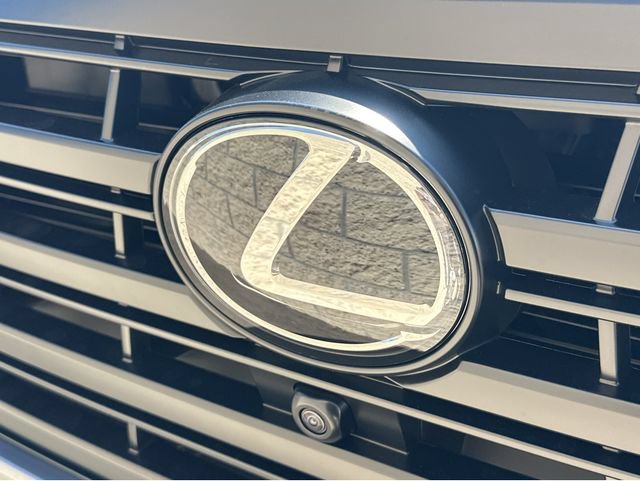 New 2026 Lexus GX 550 w/ Accessory Package (Z1) AWD/4WD image 40