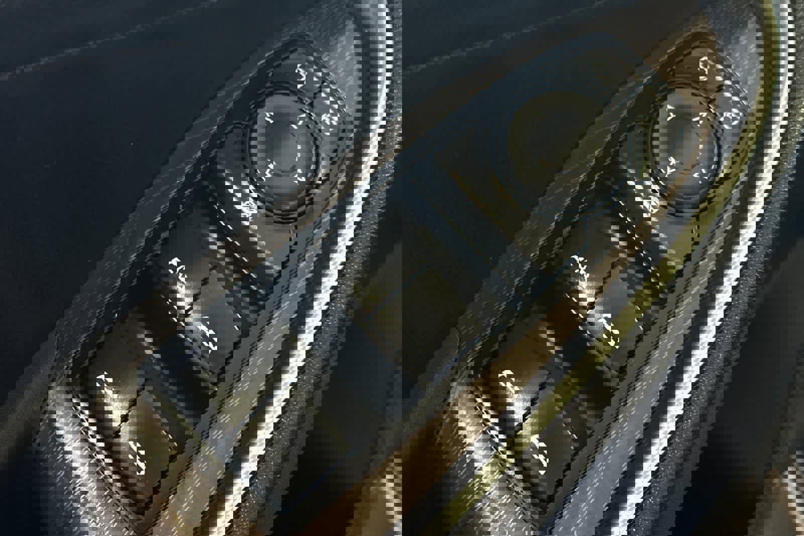 Used 2017 Chevrolet Malibu Premier image 14