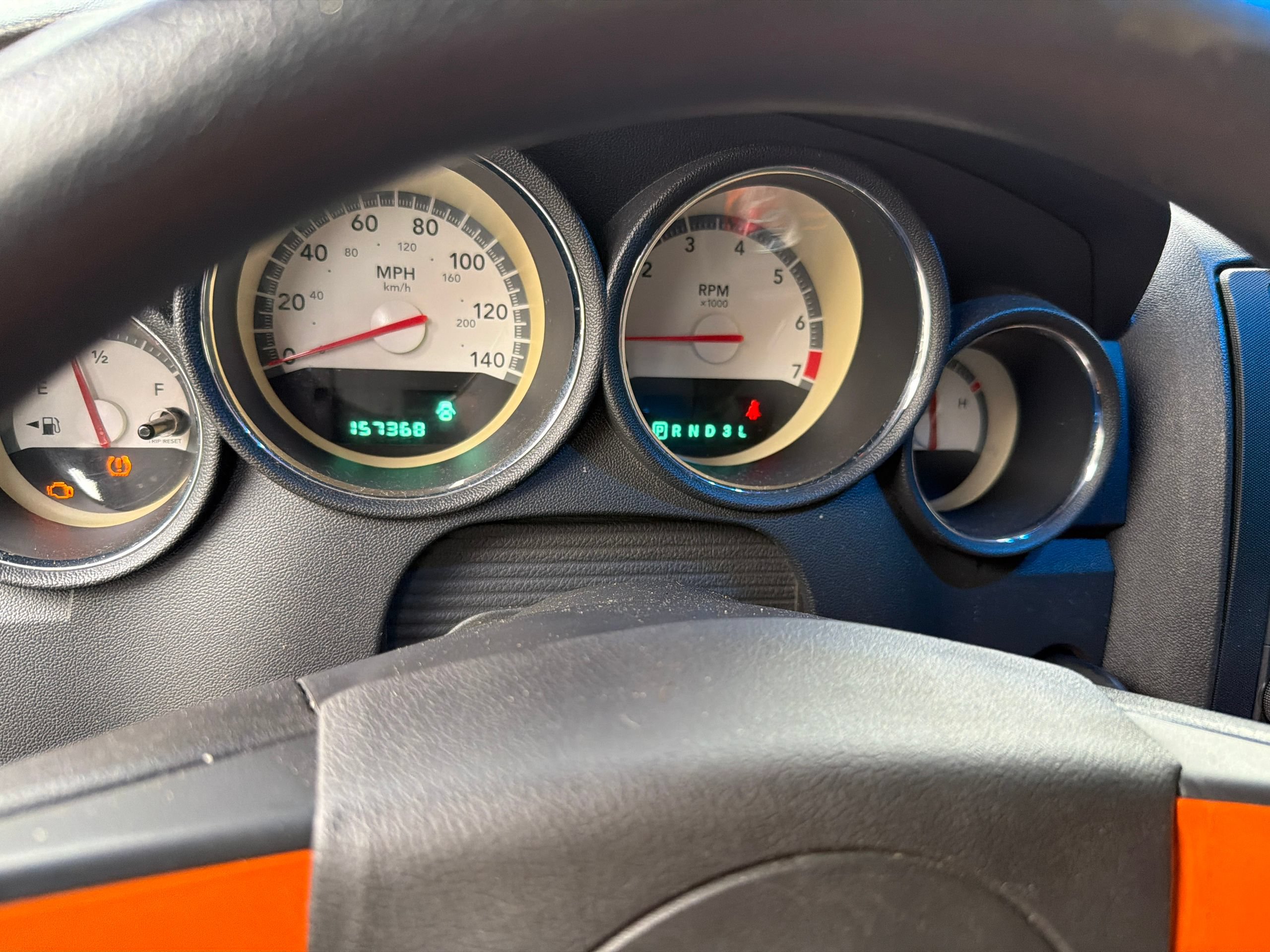 Used 2010 Dodge Charger RWD image 9