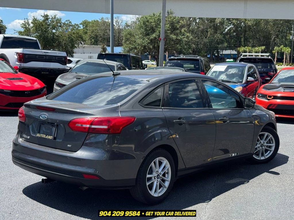 Used 2016 Ford Focus SE FWD image 7