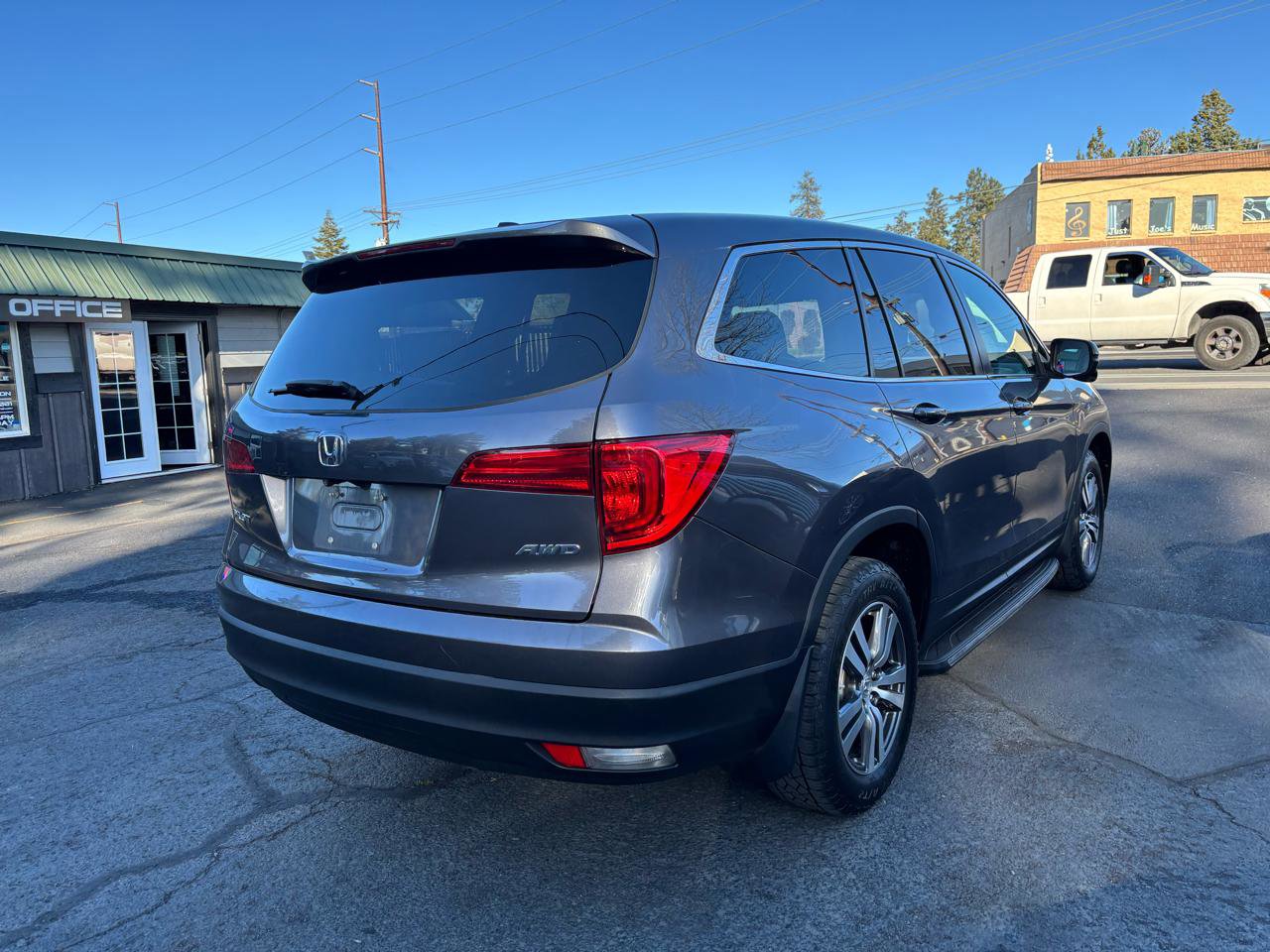 Used 2017 Honda Pilot EX-L image 5