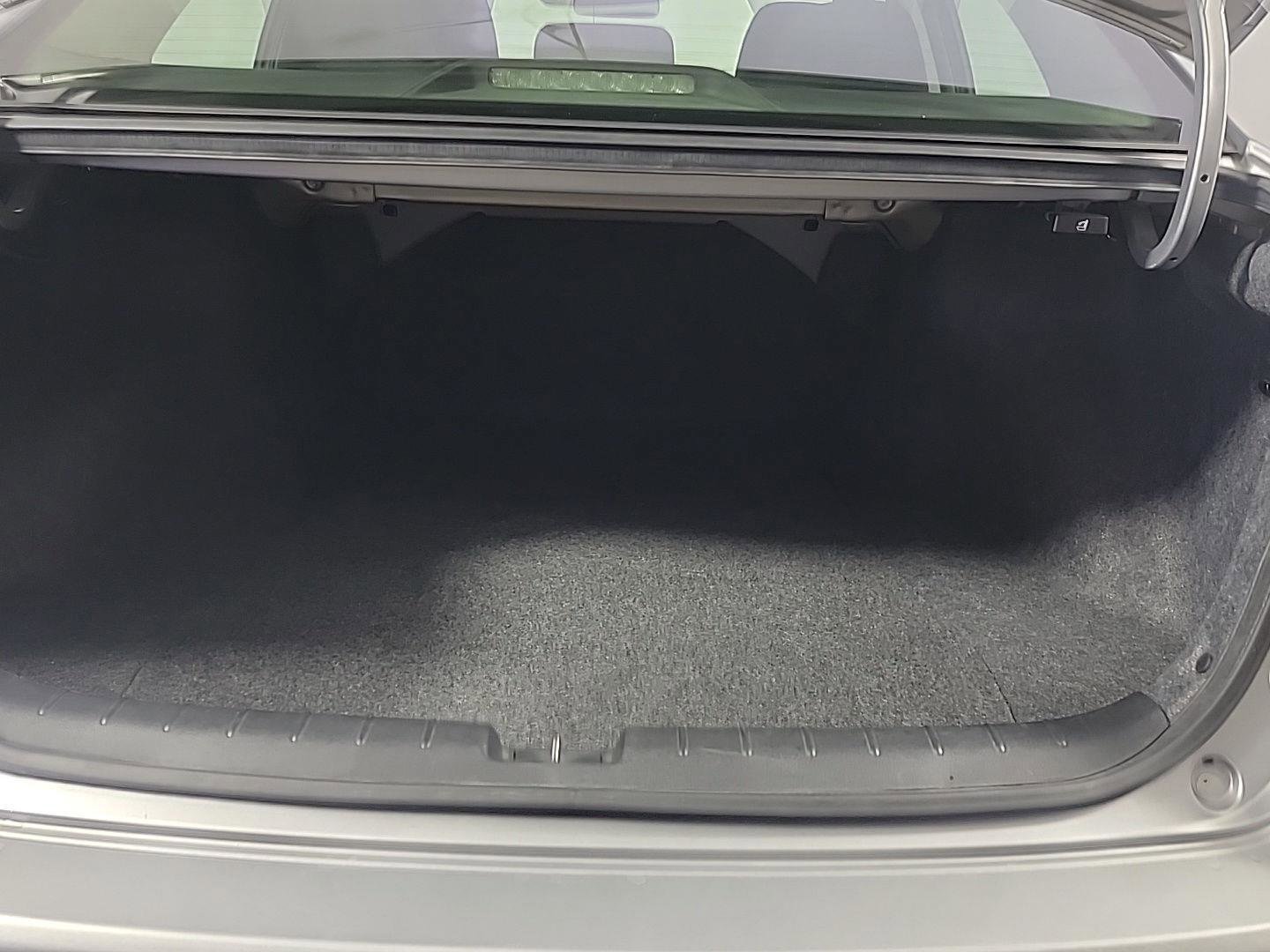 Used 2014 Honda Accord LX image 8