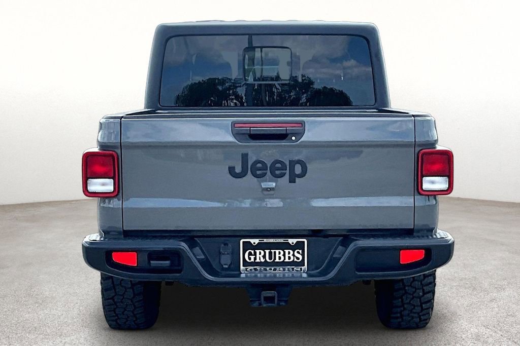 Used 2023 Jeep Gladiator Willys image 6