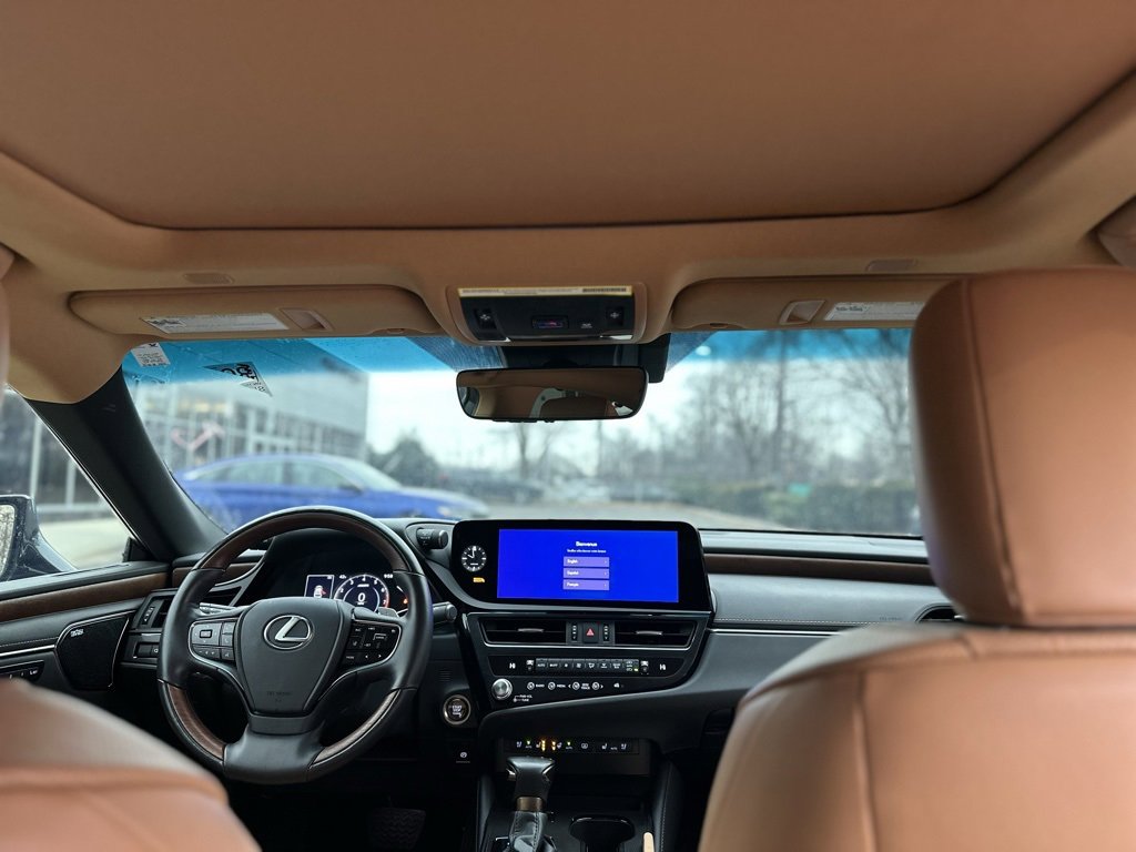 Used 2024 Lexus ES 350 Ultra Luxury image 7