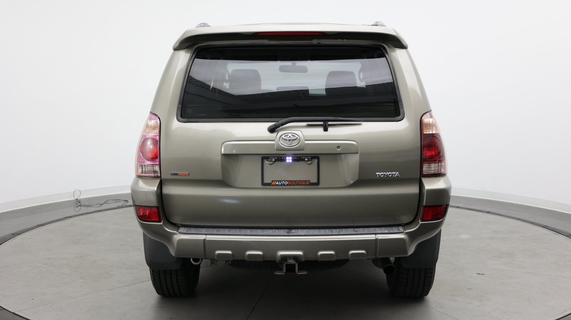 Used 2005 Toyota 4Runner SR5 RWD image 6