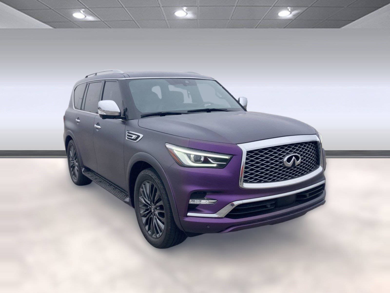 Used 2023 INFINITI QX80 Sensory w/ All-Season Package image 6