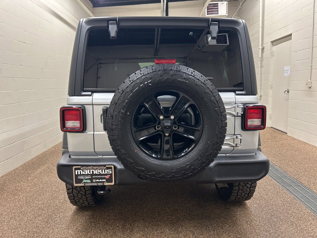 Used 2022 Jeep Wrangler Unlimited Sport image 3