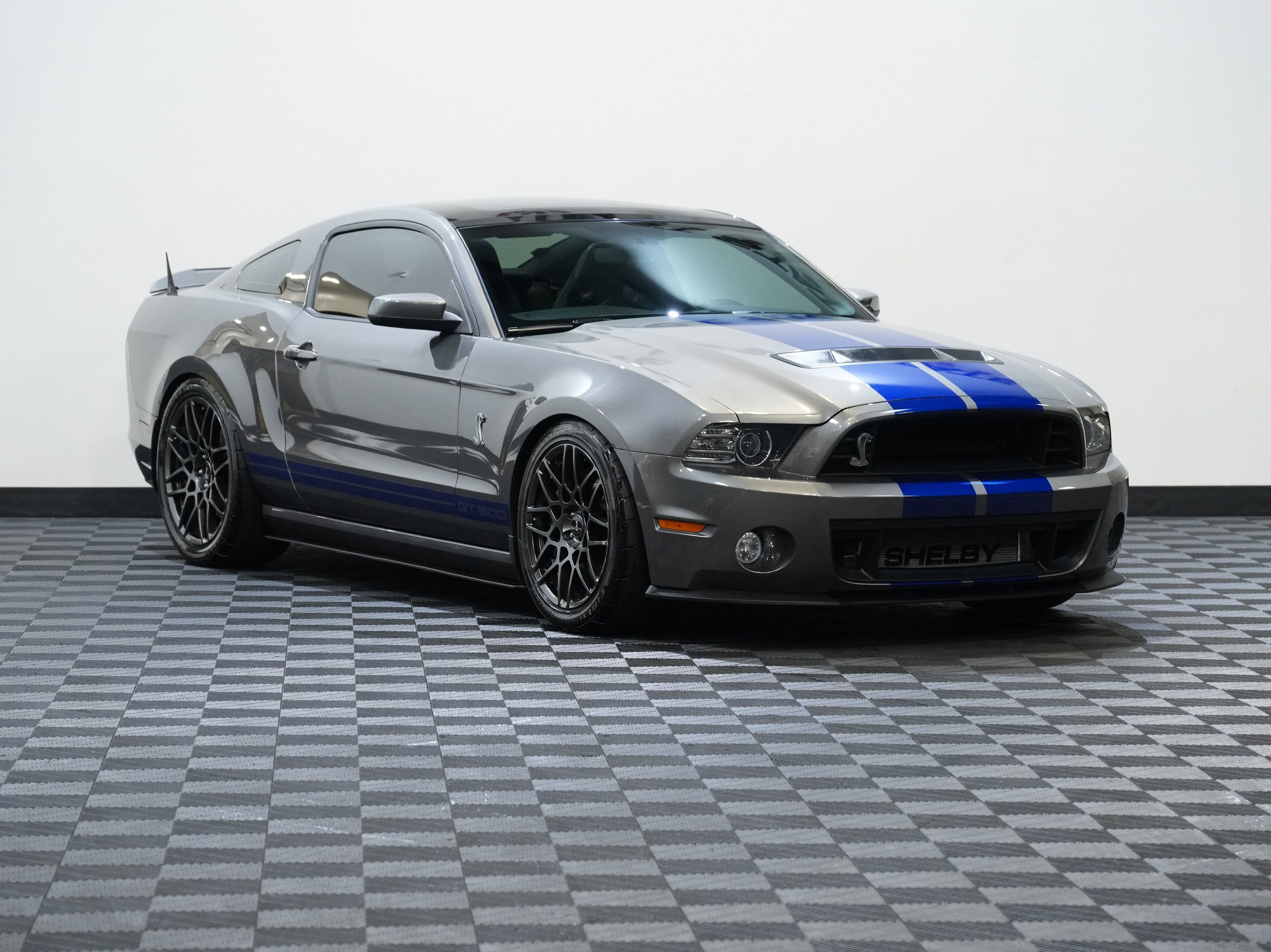Used 2014 Ford Mustang Shelby GT500 w/ Equipment Group 821A RWD image 5