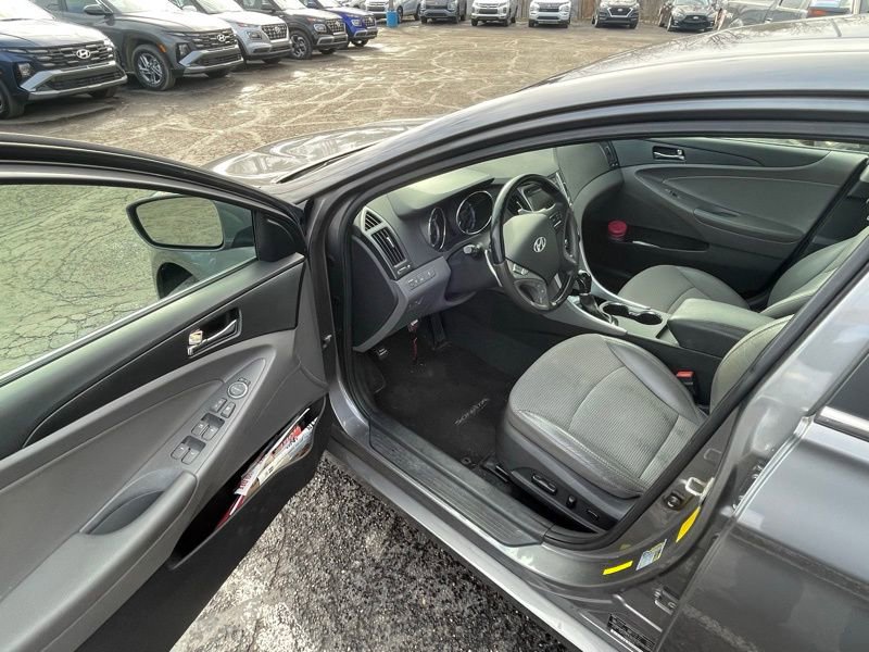 Used 2011 Hyundai Sonata SE w/ Navigation & Sunroof Pkg 4 image 7