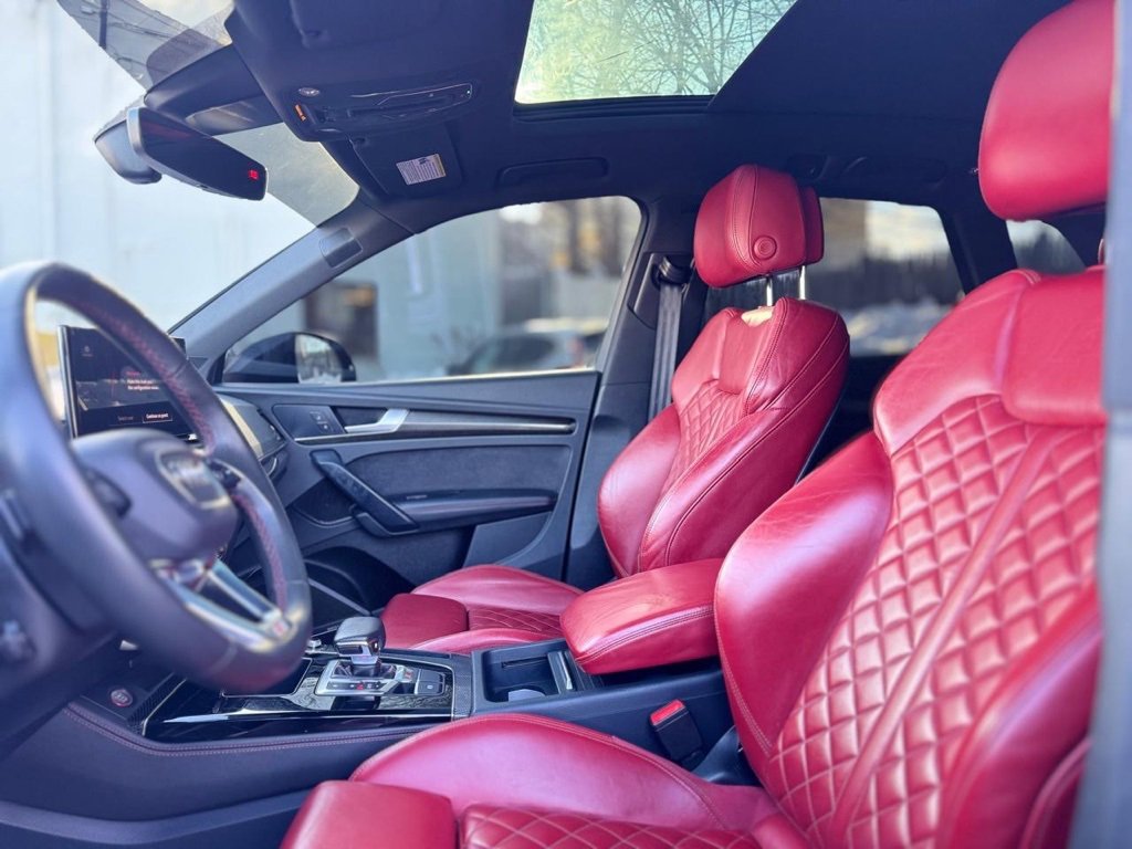 Used 2024 Audi SQ5 Prestige image 13