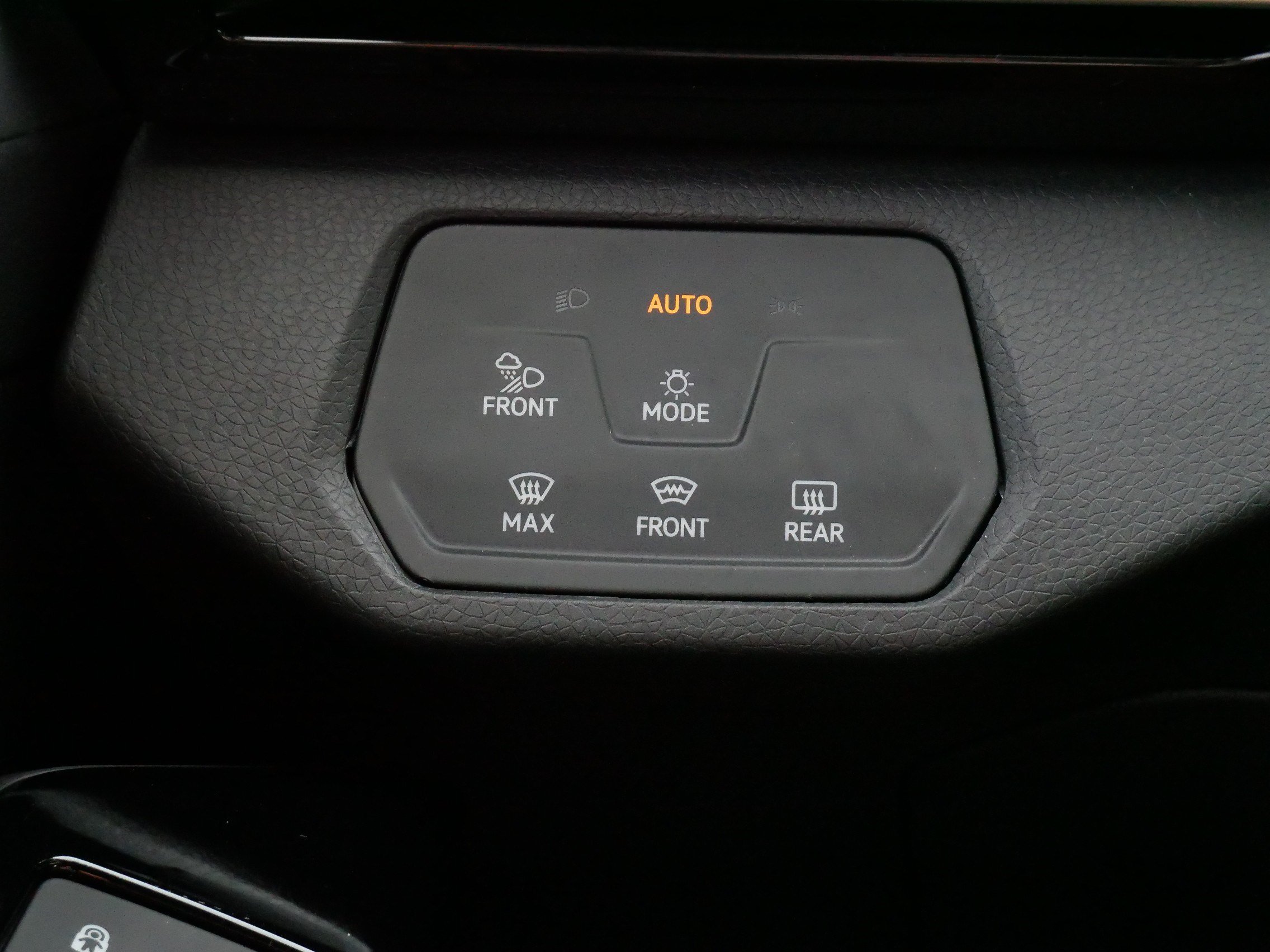 Certified 2023 Volkswagen ID.4 Pro S AWD/4WD image 26