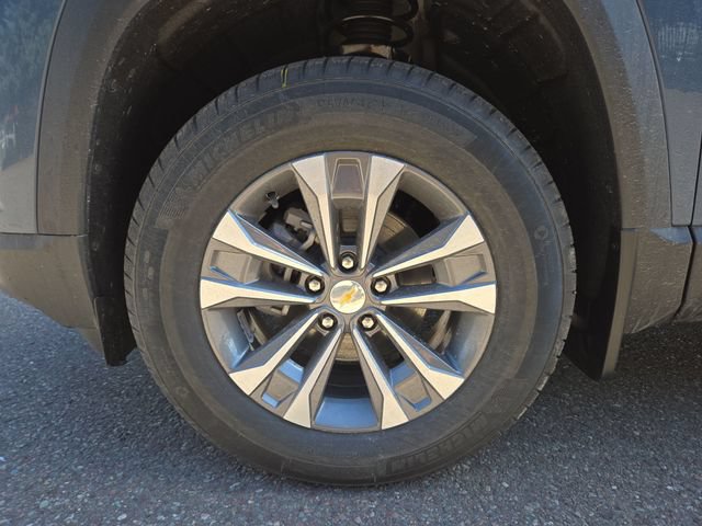 New 2026 Chevrolet Equinox LT w/ Safety and Technology Package AWD/4WD image 7