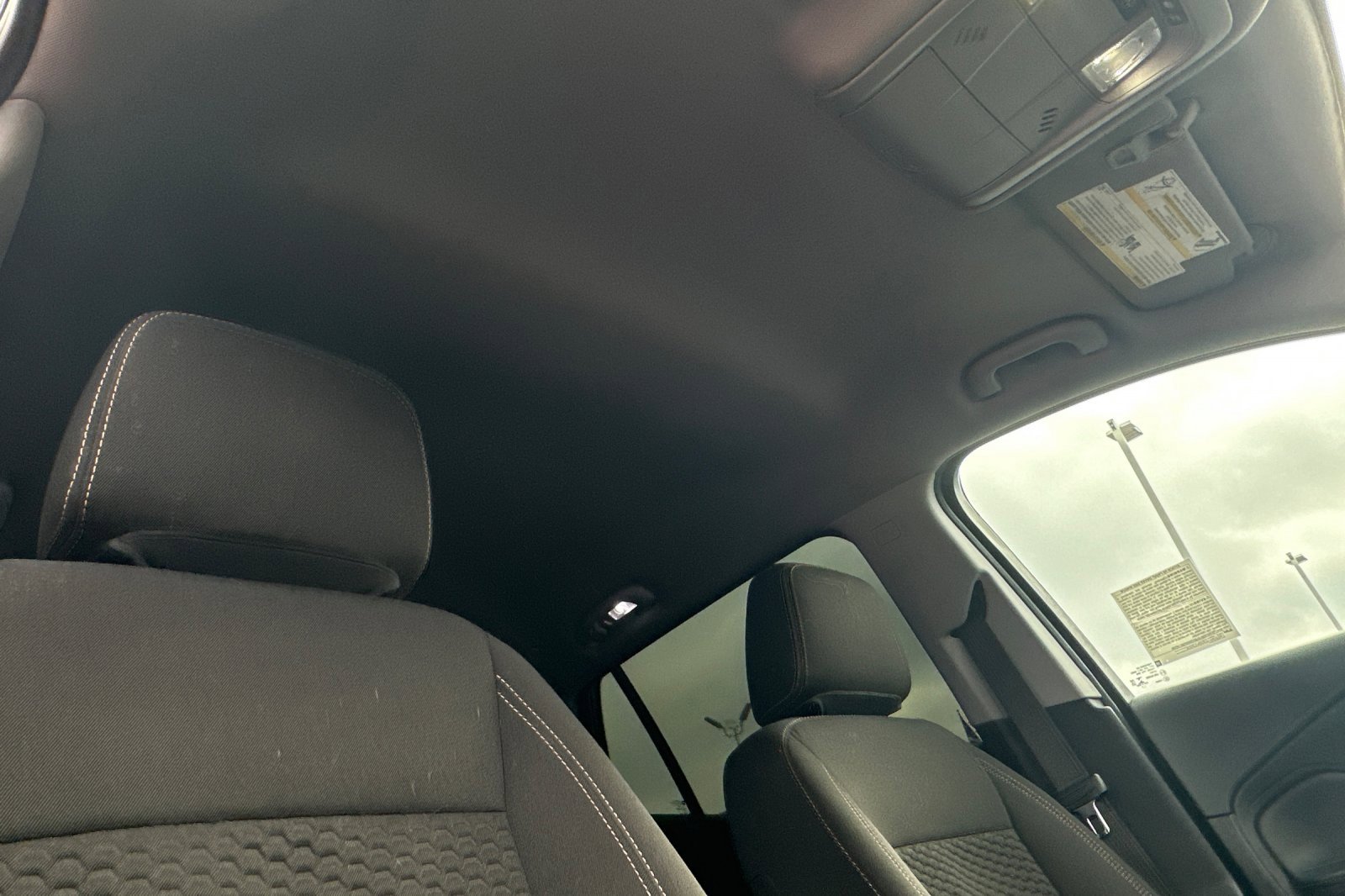 Used 2020 GMC Terrain SLE image 17