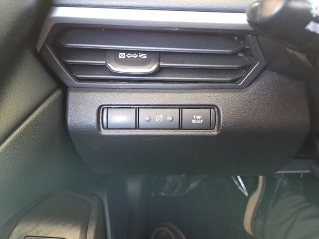 Used 2022 Nissan Altima 2.5 SV FWD image 48