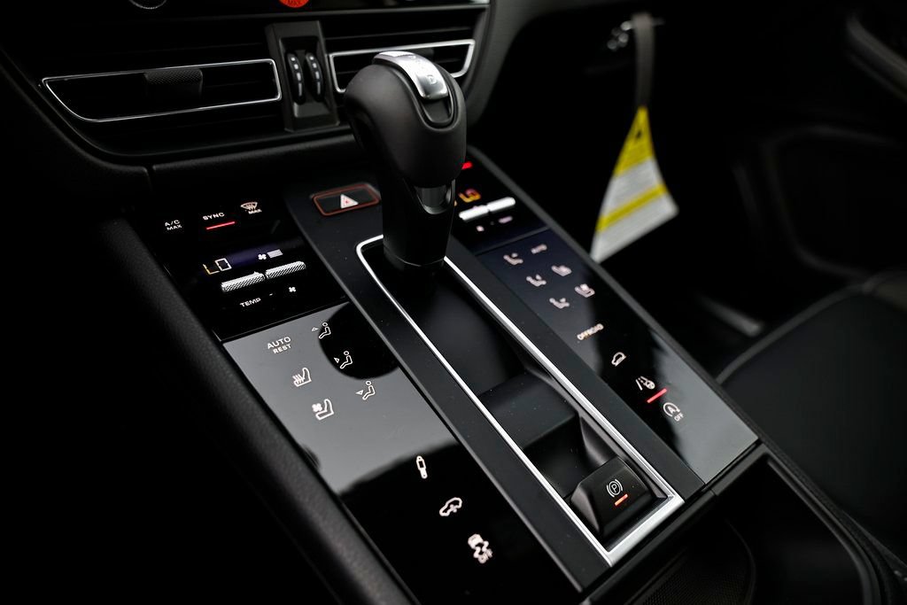 New 2026 Porsche Macan S AWD/4WD image 43