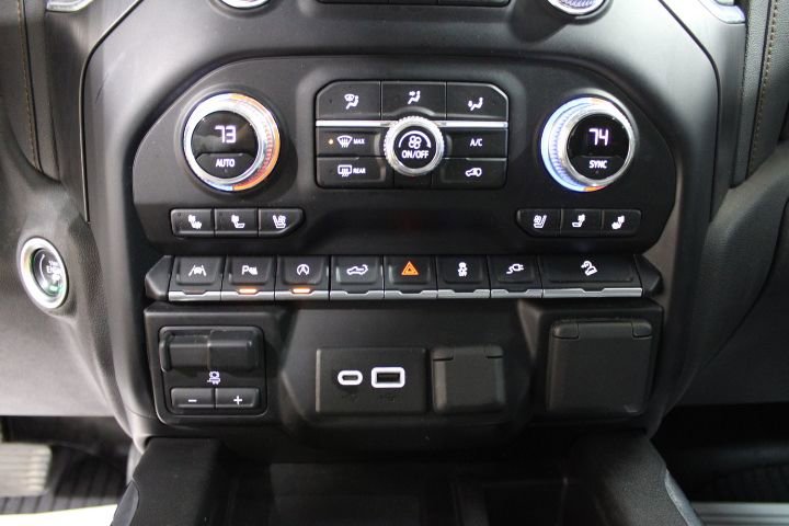 Used 2020 GMC Sierra 1500 AT4 w/ AT4 Premium Package image 26