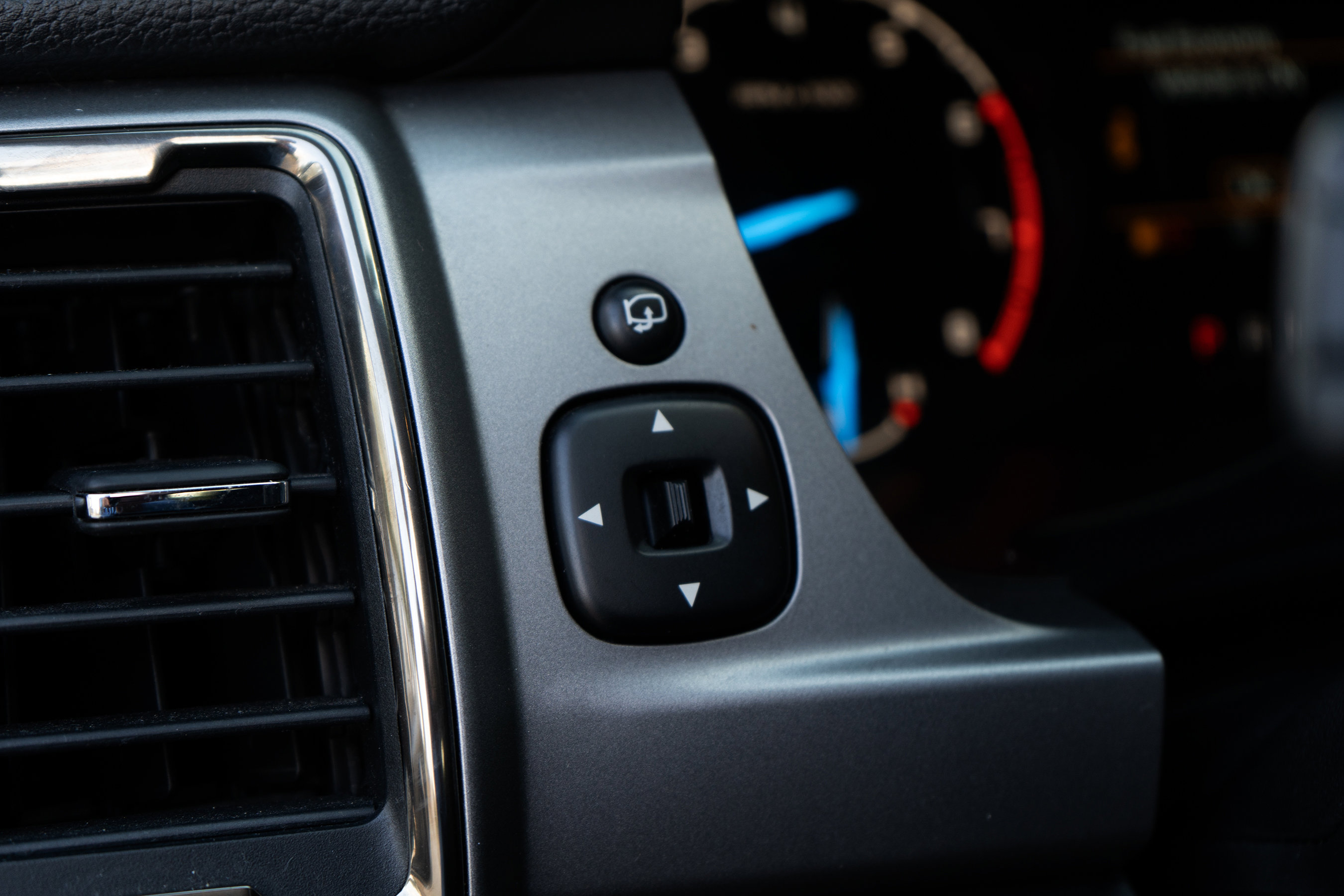 Used 2019 Ford Ranger XLT w/ Equipment Group 301A Mid image 38