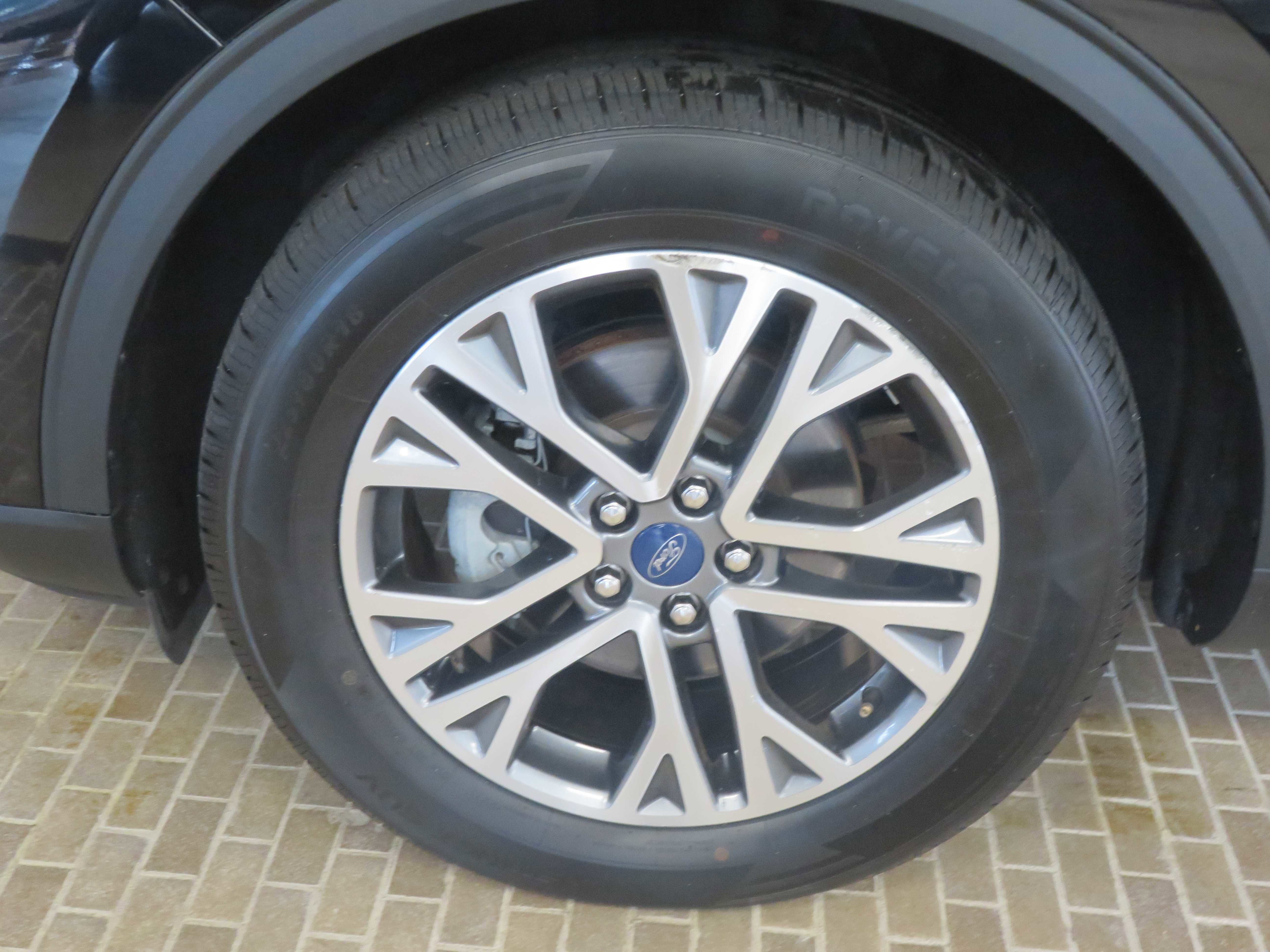 Used 2020 Ford Escape SEL image 7