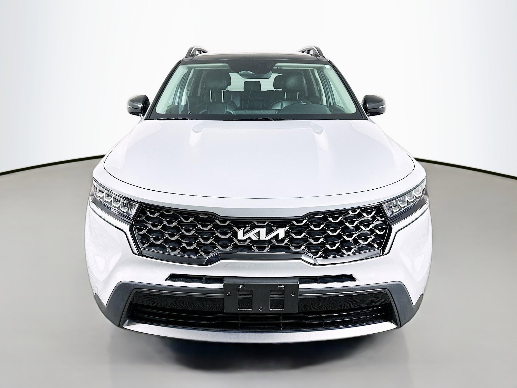 Used 2023 Kia Sorento S w/ Panoramic Sunroof Package image 2